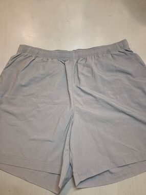 Columbia Light Gray Women’s Omni-Shield Athletic Court Hiking Outdoor Shorts